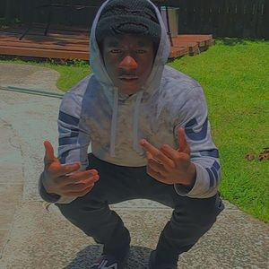 Meet your Posher, Dylan